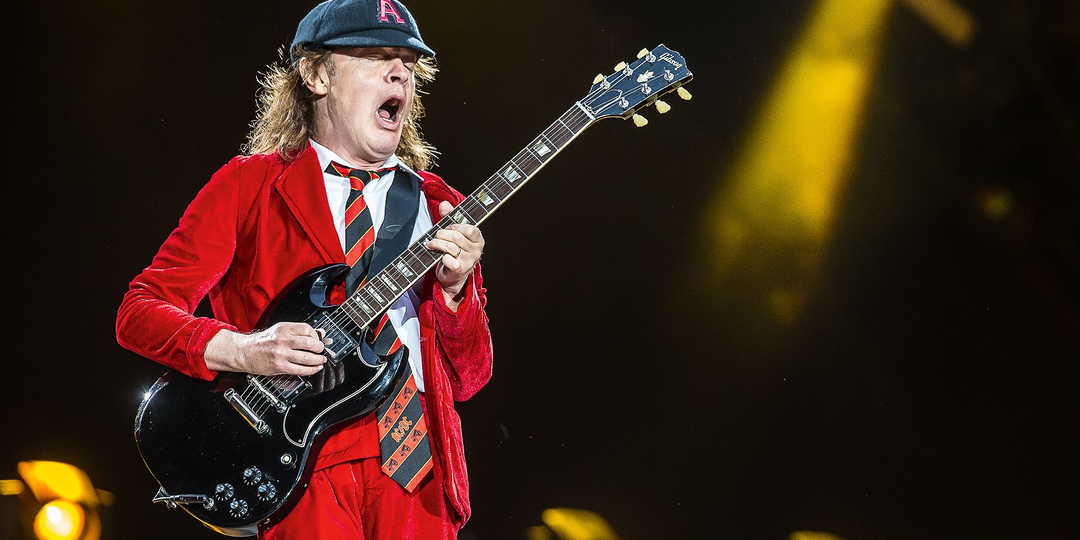 Кого Ангус Янг считает воплощением рок-н-ролла?