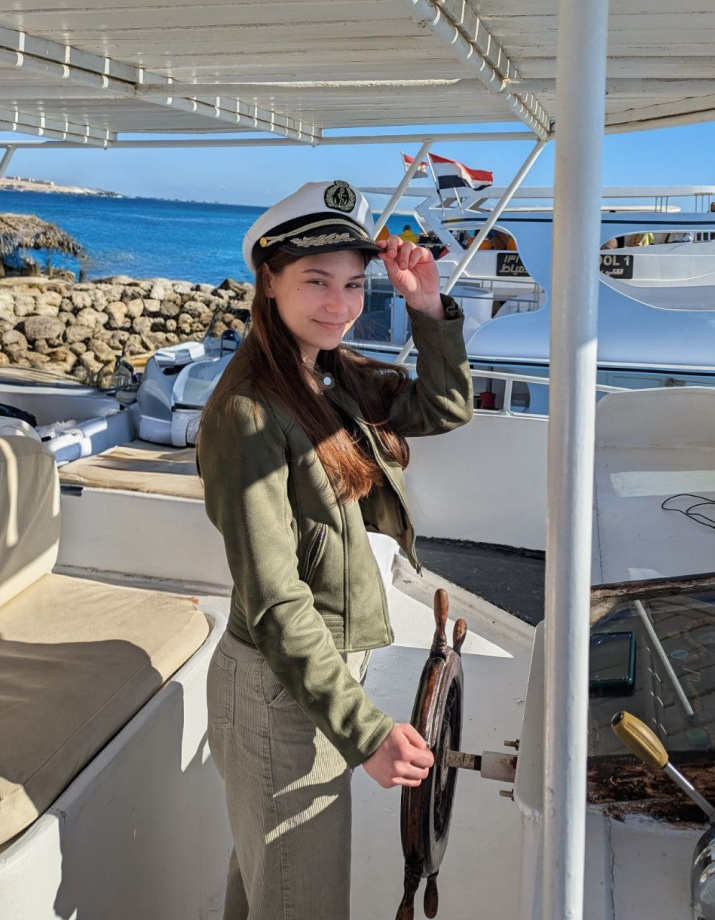 Анна Тихонова в команде с Антоном Обершовым проведет исследование в Антарктиде и снимет фильм. Фото из архива Анны Тихоновой