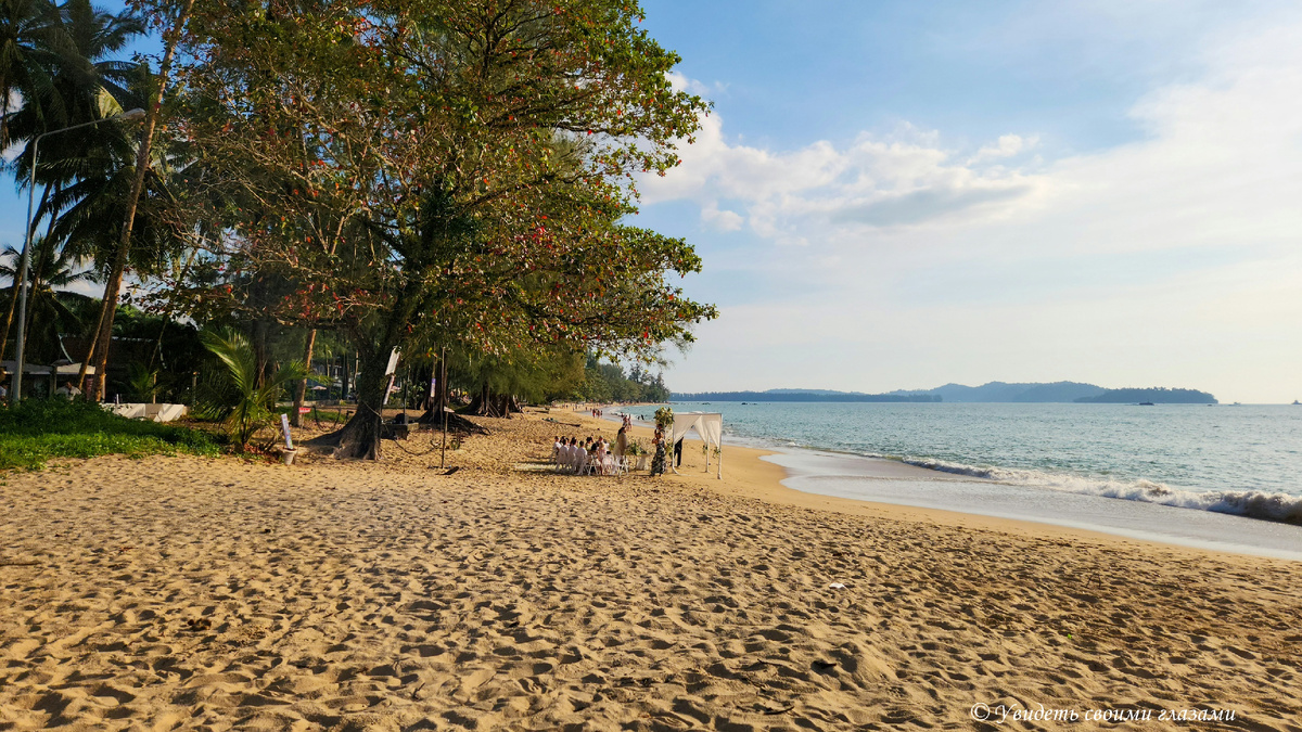 Самый широкий участок пляжа, свободный от отелей