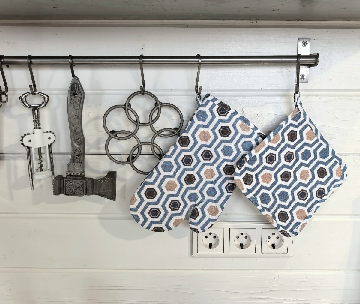 Это февраль!