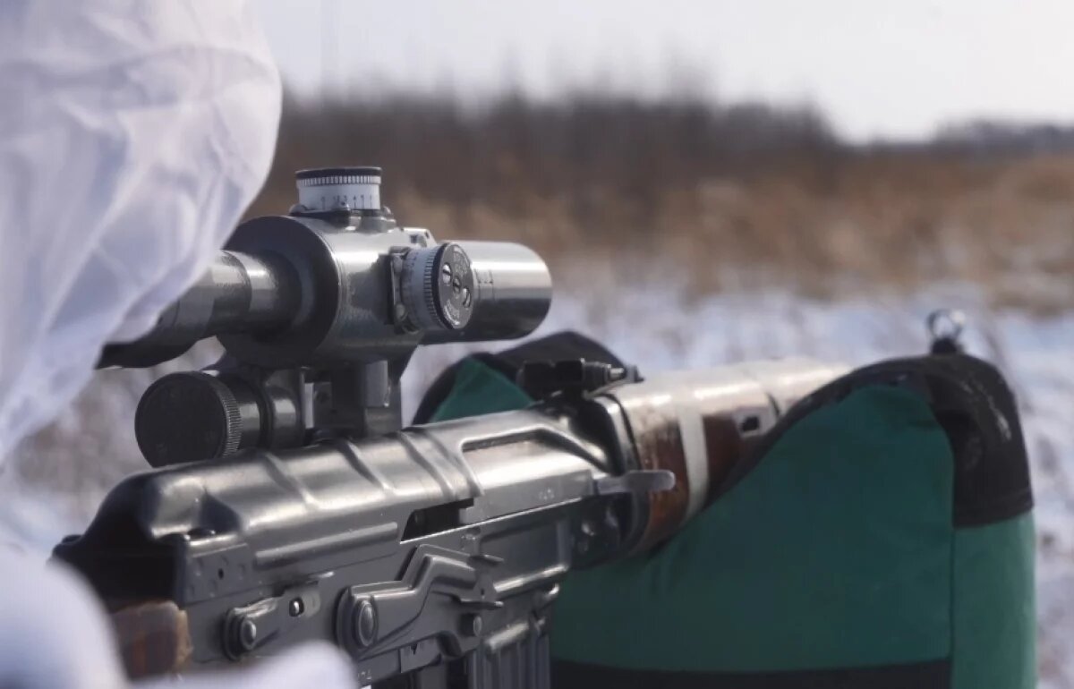    Хабаровские снайперы отработали тактику и стрельбу в реальных условиях