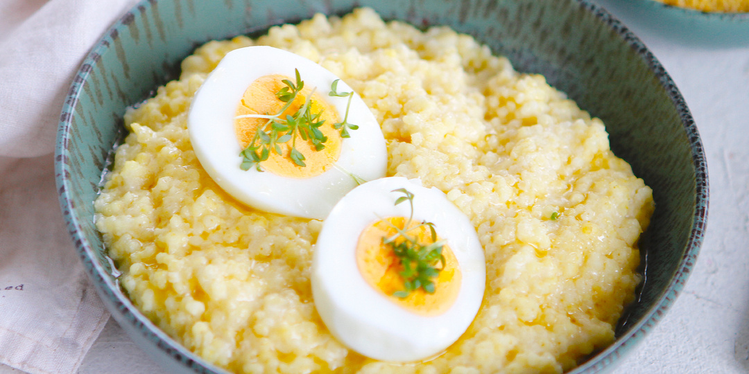 Такой завтрак легко приживается в меню (можно готовить часто и не надоедает)
