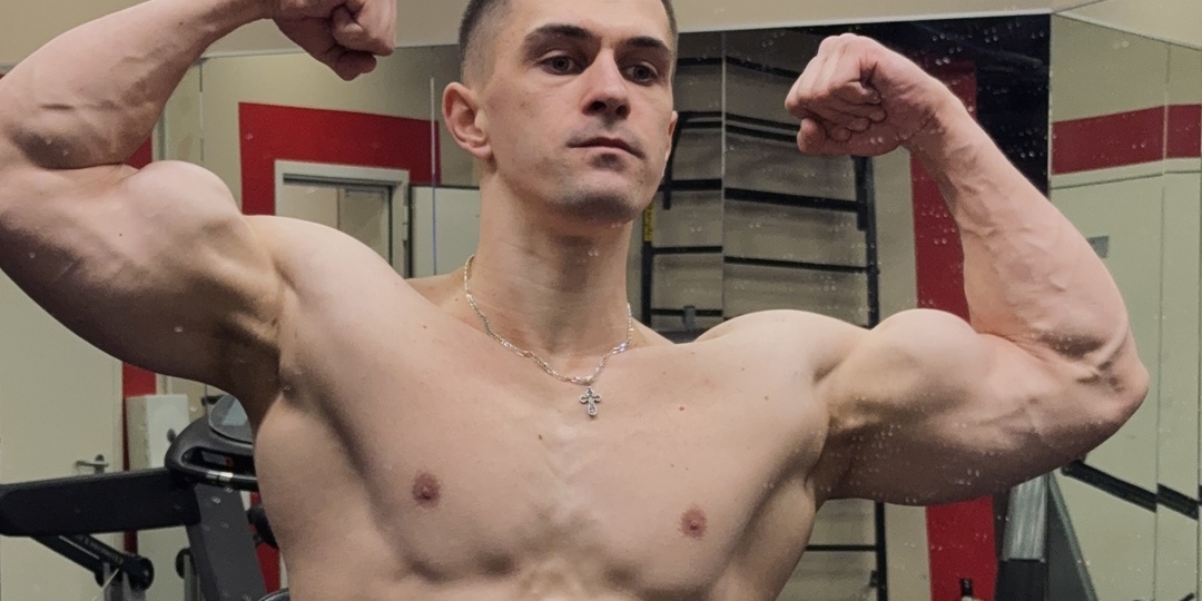 ТРЕНИРОВКИ НАТУРАЛЬНО И НА ФАРМАКОЛОГИИ. ДВА МИРА, ДВА ПОДХОДА