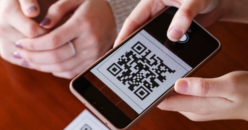 Сканируй и плати: Россия готовится к оплатам без карт и наличных