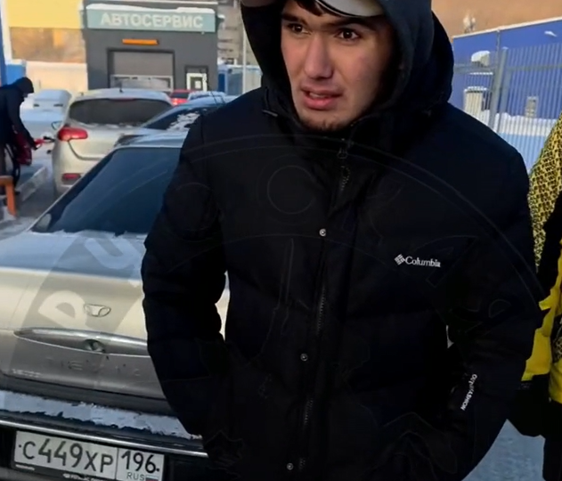 На Урале мигранты попытались запугать русскую женщину после ДТП. Им быстро объяснили правила