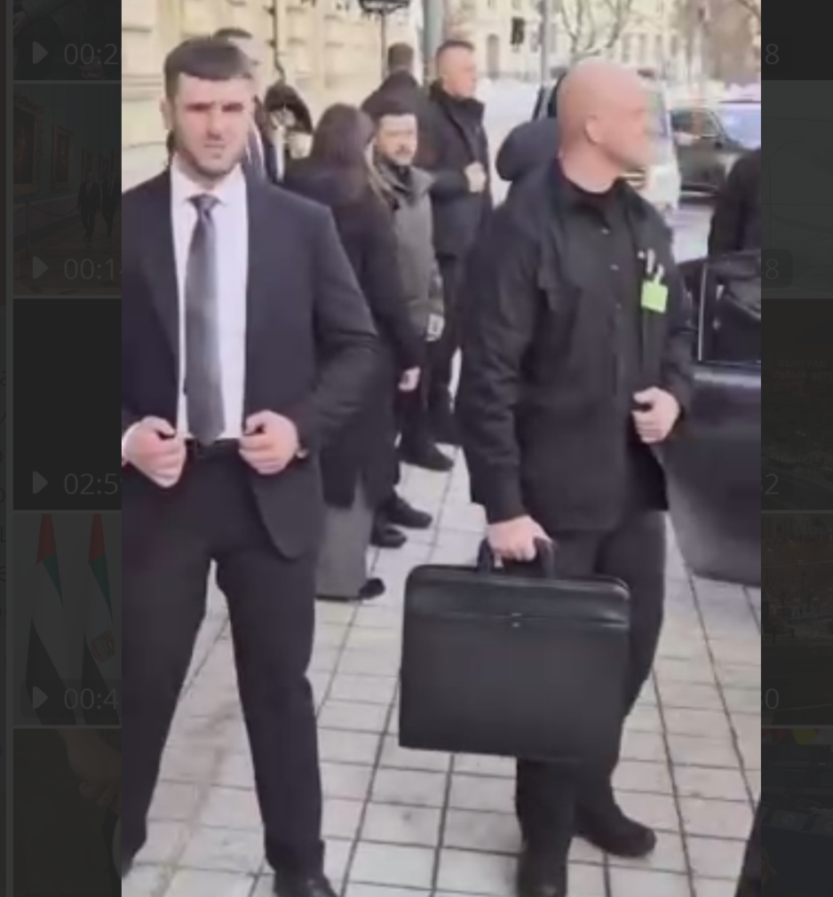 Глядя, как старательно охраняют просроченного даже в русофобской прибалтике, не трудно сделать вывод о его истинном ухудшающемся положении. И отнюдь не Россия сегодня является главной угрозой физического устранения.