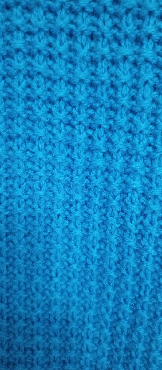 Фото автора: Узор спицами «Бугорки» (лицевая сторона)