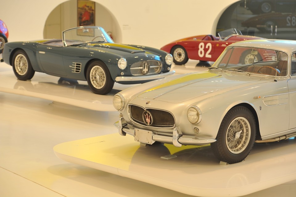    На основании экспертной оценки, общая стоимость коллекции составила более 5,3 млн рублей. Евгения ГУСЕВА