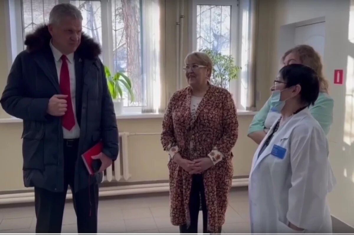    Ульяновские медики пожаловались депутату Госдумы на уменьшение зарплат