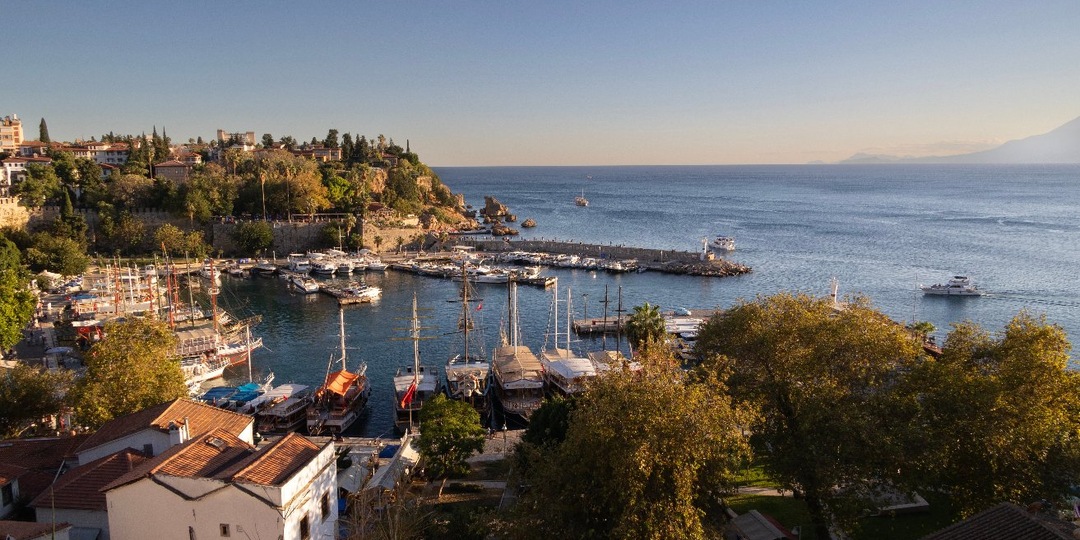 Без сборов и переездов: как Astoria Grande превращает путешествие в отдых