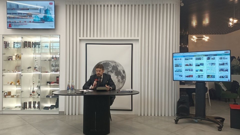    Начальник Куйбышевской железной дороги Вячеслав Дмитриев. Татьяна ПЕТУНИНА