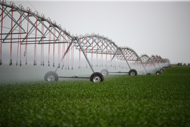 Волгоградские аграрии готовятся к мелиоративным работам