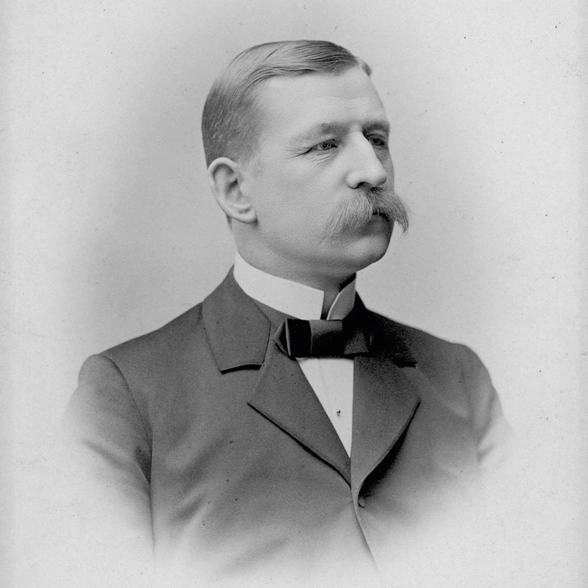 Саломон Андре// фото из открытых источников интернет