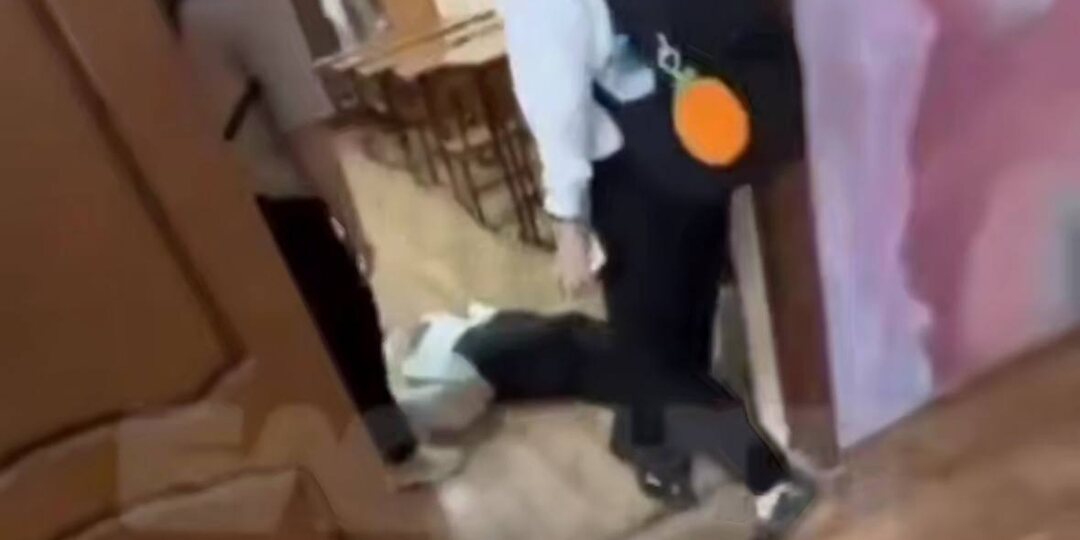 СК возбудили уголовку из-за школьника, отправившего девочку в нокаут