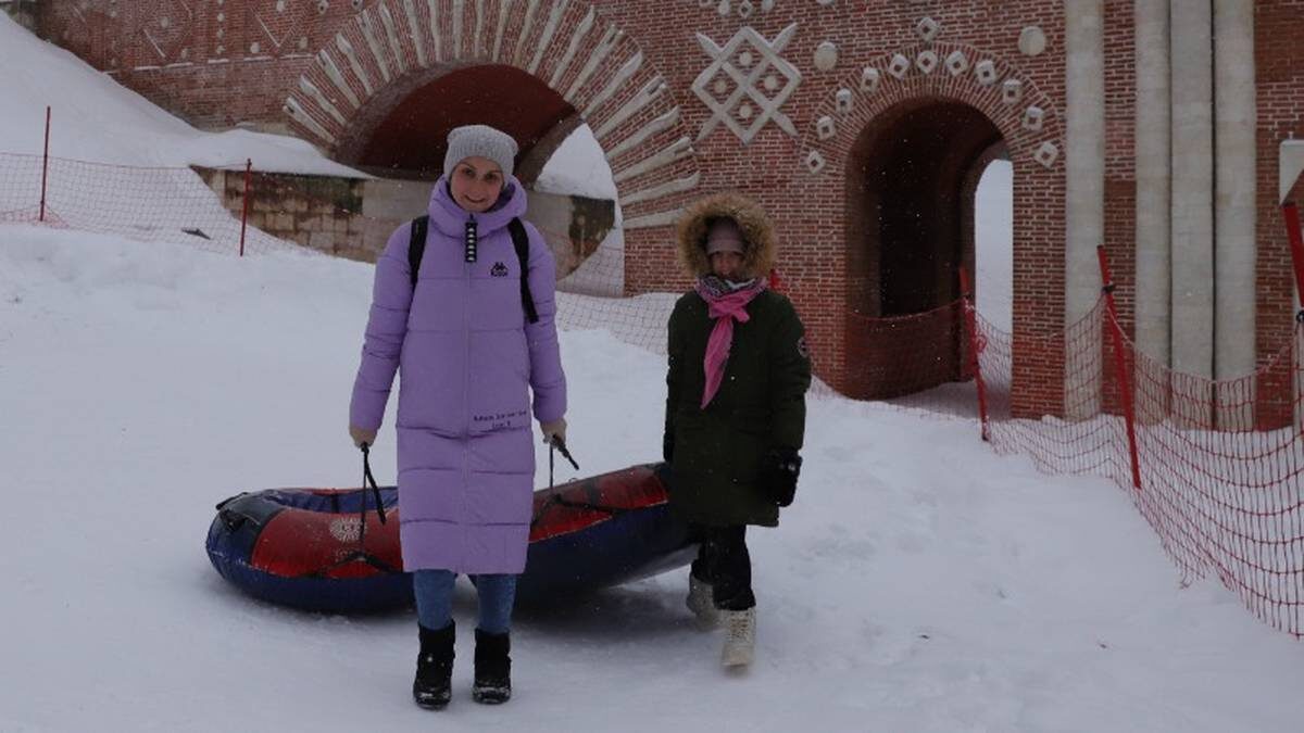    Москвичка Наталья Демина и ее дочь Алиса / Фото: Анатолий Цымбалюк / Вечерняя Москва