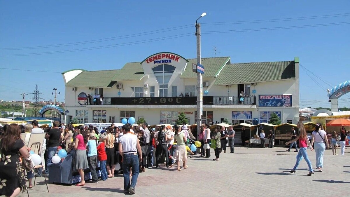    Власти сообщили о закрытии части рынка «Темерник» в Ростове   Геннадий Ефремов / Яндекс. Карты»