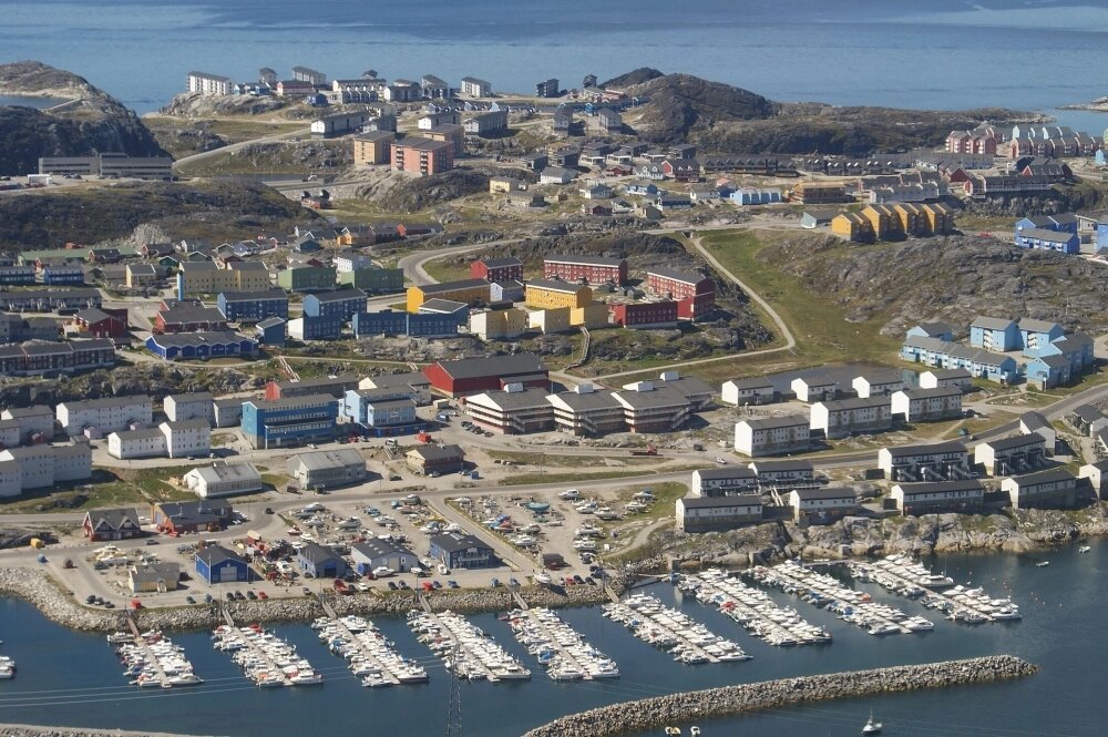    Вид на Нуук с высоты. Фото: ru.wikipedia.org