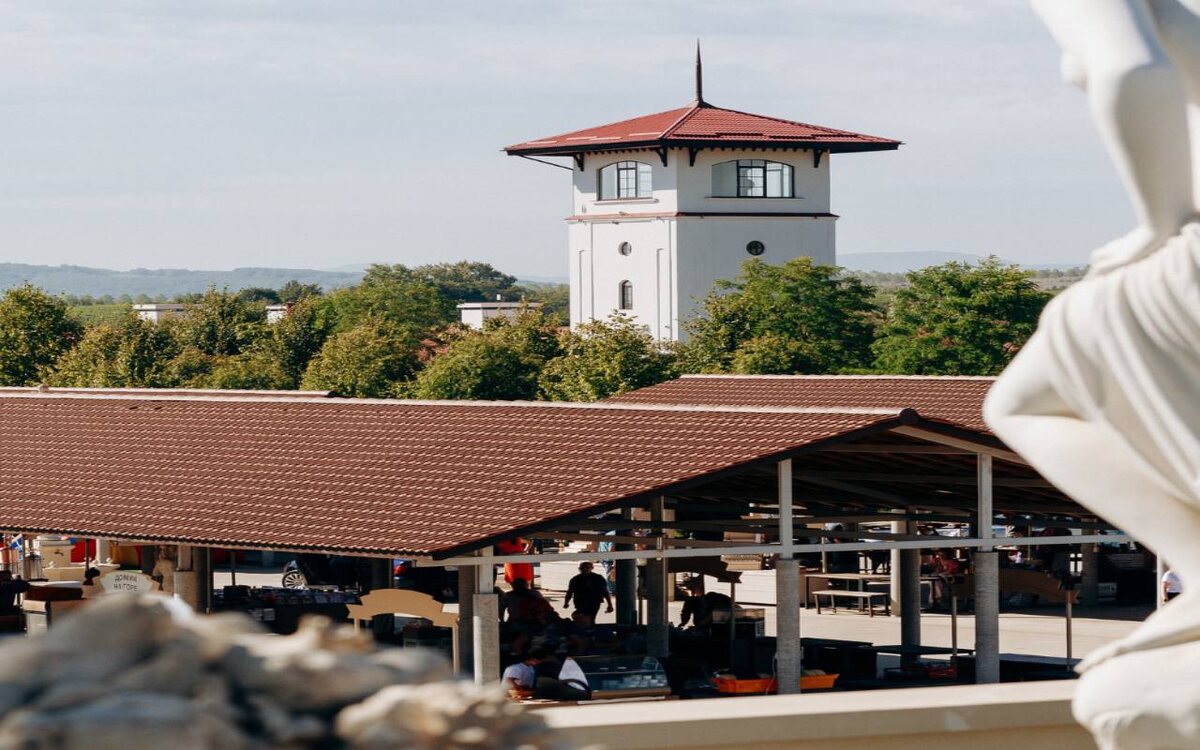    ВЭБ.РФ профинансирует 10 крупных туристических проектов на 80 млрд рублей фото: сайт «Долина Лефкадия»