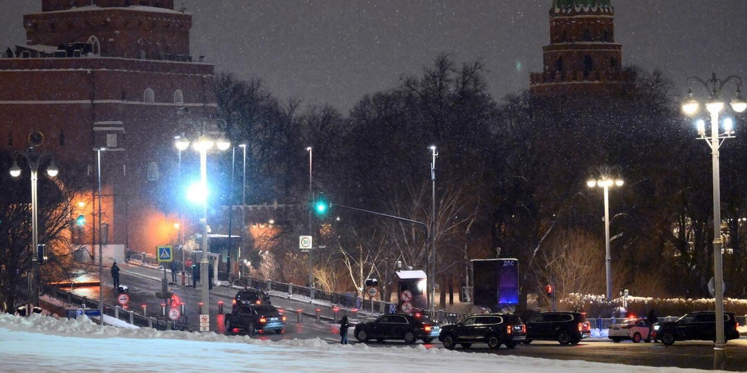 «Умные» кольца на переговорах в Кремле: связь с «центром» и версия о шпионаже