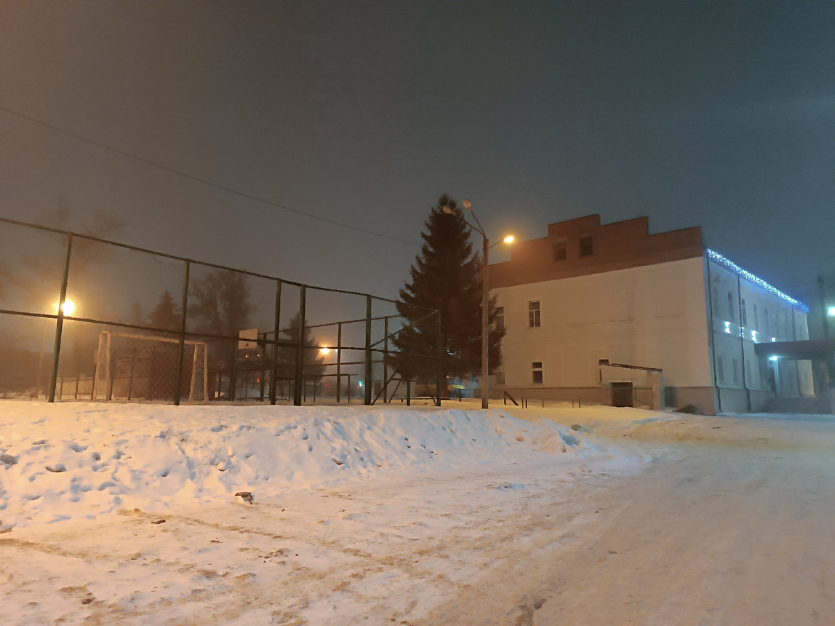 г. Фатеж, дождик мелкий идëт