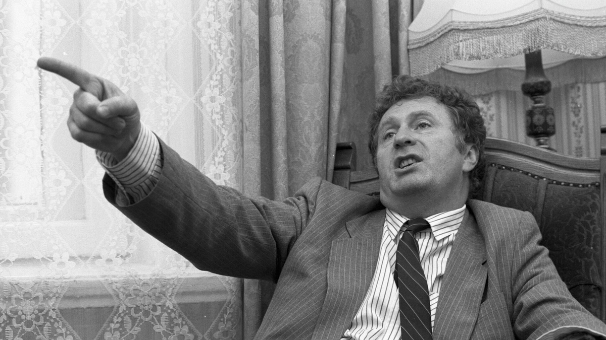 О чём на самом деле кричал Жириновский, пока СМИ смеялись над его клоунадой