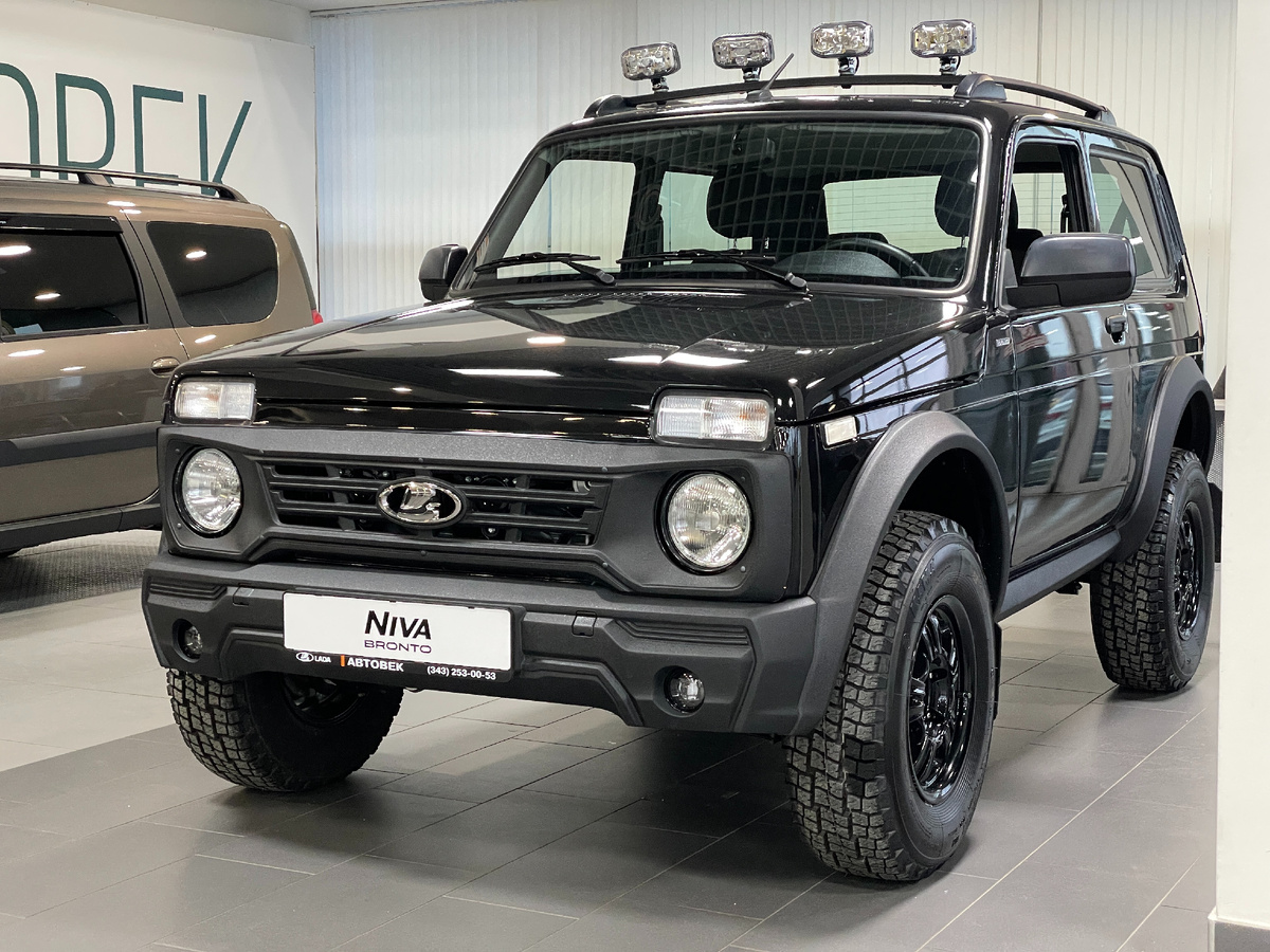 АВТОВЕК LADA успел получить большую партию Niva BRONTO в декабре. 