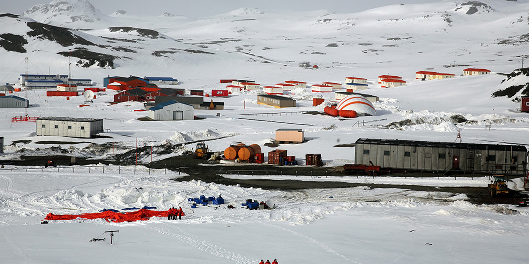Лед Антарктики: российские ученые оценили «здоровье» купола Беллинсгаузен