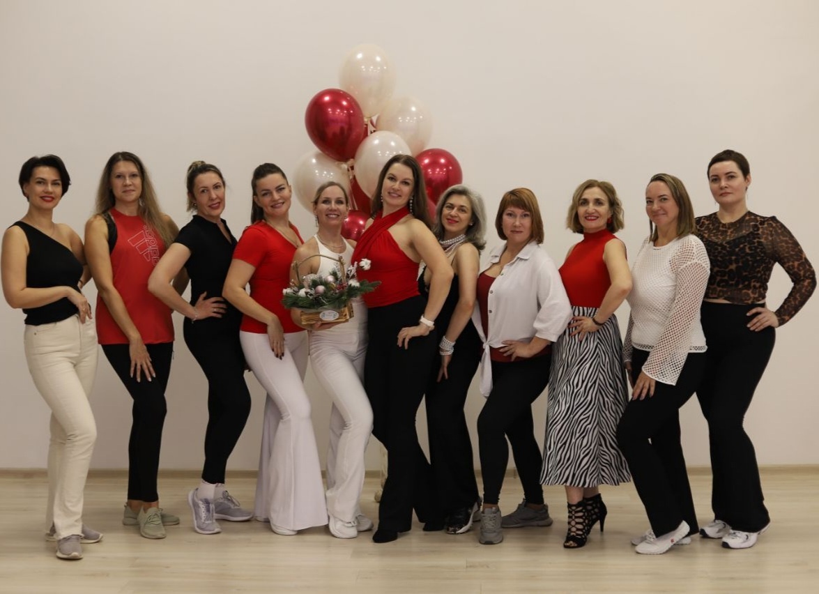 Открытие танцевального пространства "Дива" в посёлке Солнечный.