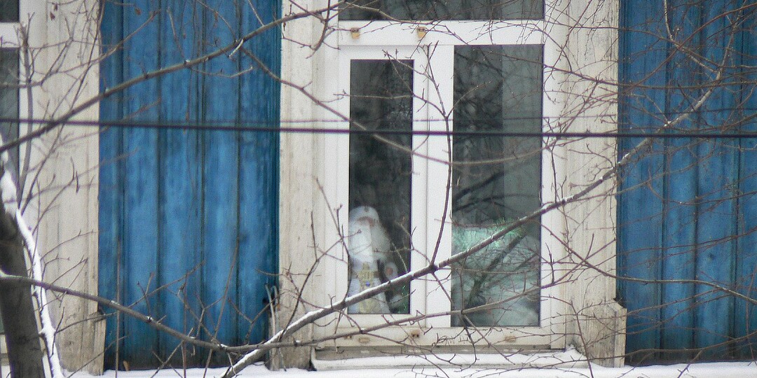 По обледенелому Саратову