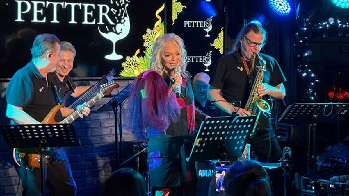 «Долина Band» и хиты на любой вкус