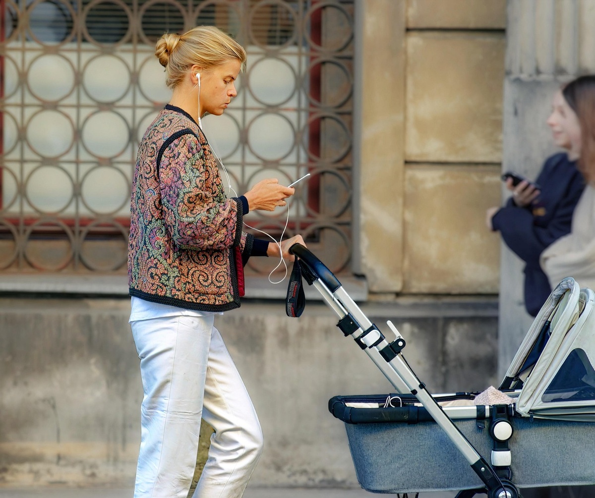 Где купить коляску Riko для новорожденного в Новомосковске