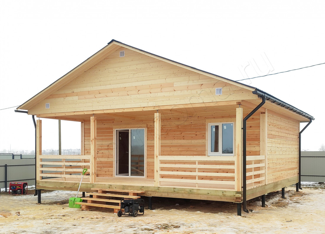 Дом из бруса в деревне Старые Бегуницы