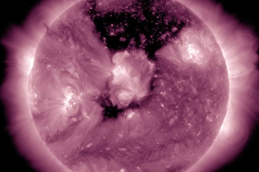    Корональная дыра на Солнце. Фото: NASA