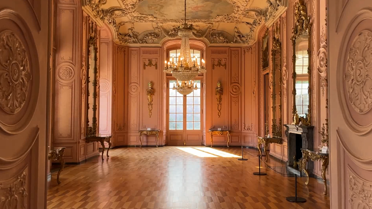 Интерьер дворца Бенрат (Рококо)