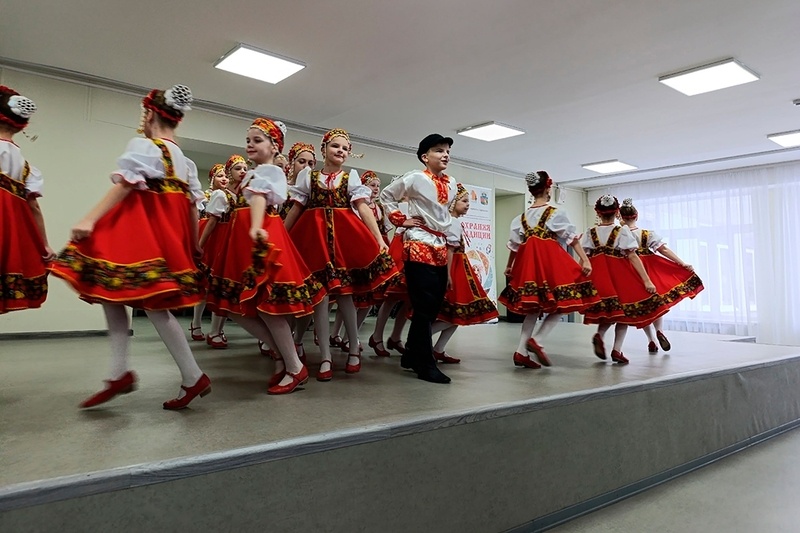    Мастер-класс "Русская матрешка" прошел в детской школе искусств "Гармония" на Архангельской, 15 Б