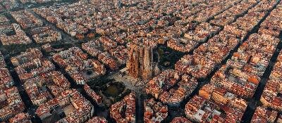 Барселона изучит меры по запрету спекулятивной скупки жилья
Фото: Google Play