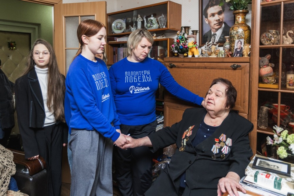   Волонтёры Победы навестили нижегородских блокадников