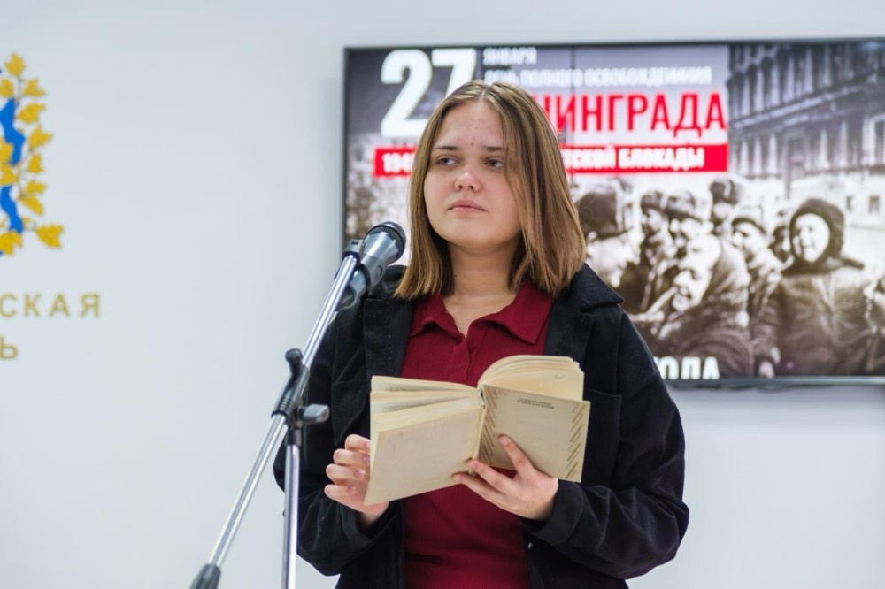    Более 2 тысяч нижегородских студентов и школьников приняли участие в памятных мероприятиях ко Дню снятия блокады Ленинграда