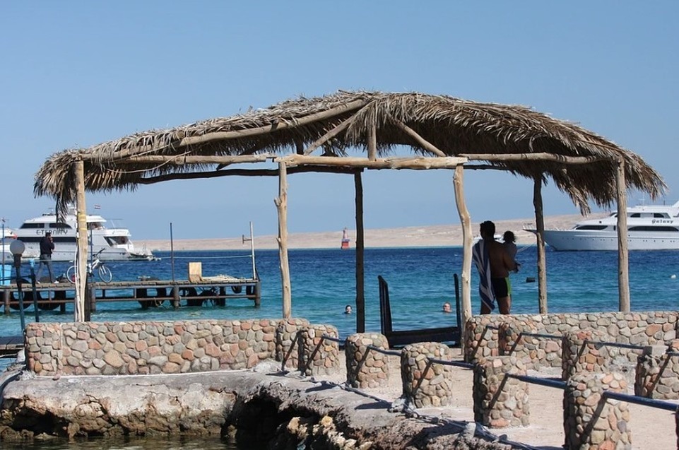    Суд Египта рассмотрел дело о нападении британских туристов на российскую семью Вадим ШЕРСТЕНИКИН