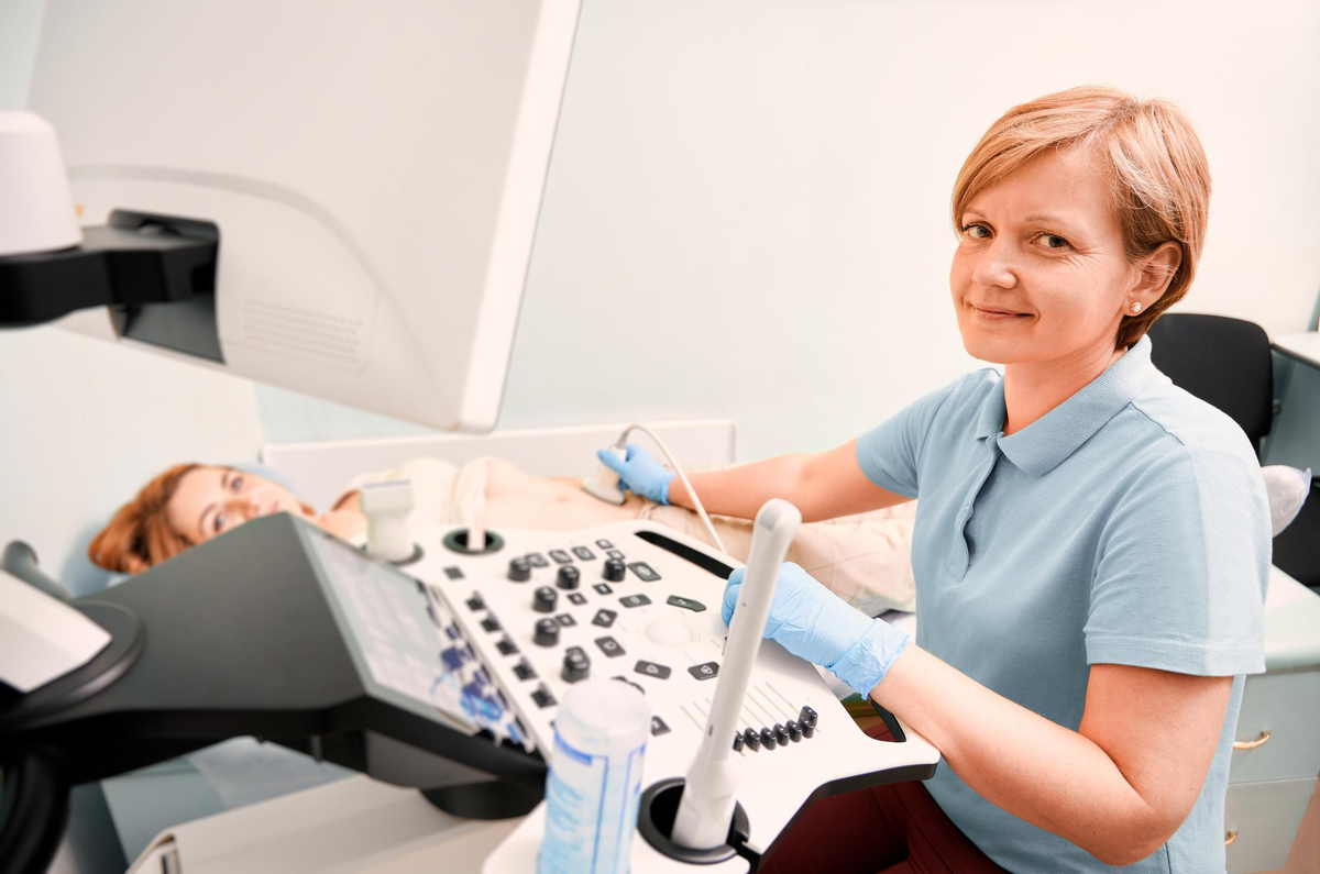 НИПТ, УЗИ, доплер и другие анализы доступные в беременность по ОМС Designed by Freepik