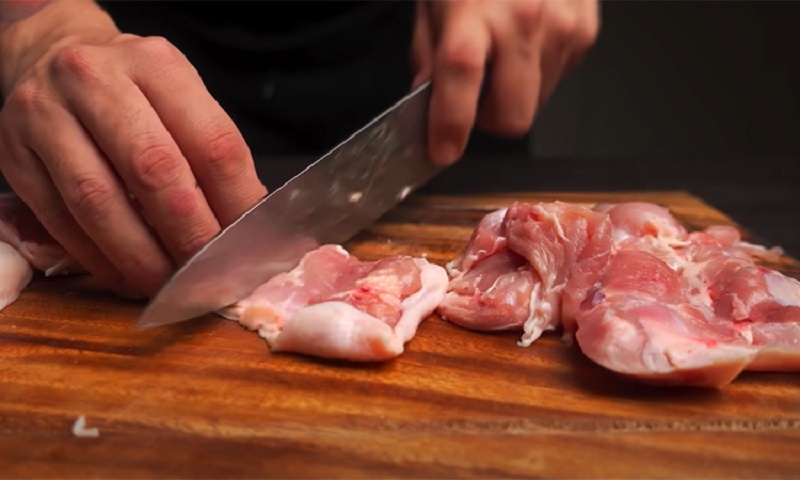 Корейская хрустящая курица на вашей кухне: рецепт, за который возвращаются вновь и вновь