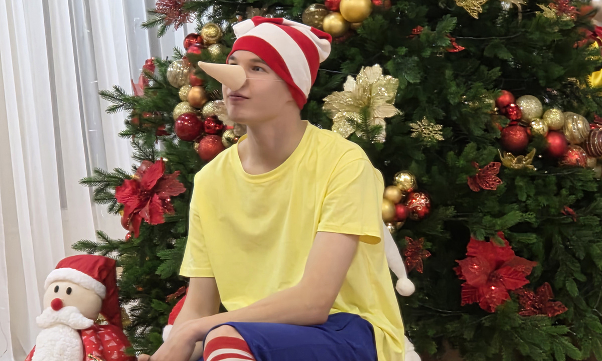 Создавая праздник для детей, работники предприятия и сами погружаются в детство, становятся счастливее / Фото молодежного комитета ТК