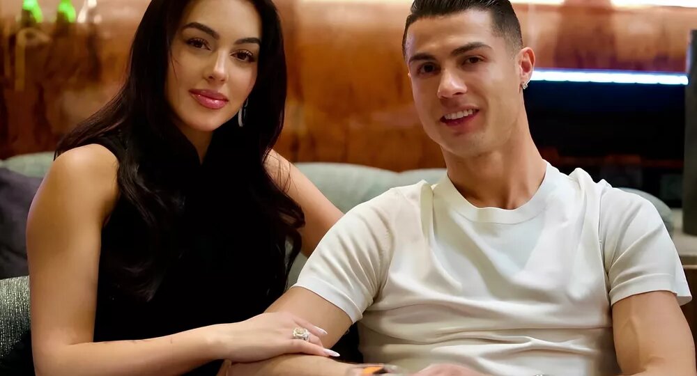 Роналду преподнес невесте подарок мечты стоимостью 3,5 млн рублей