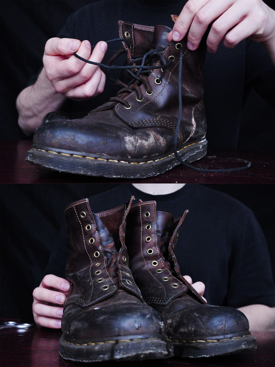 Расшнуровали ботинки