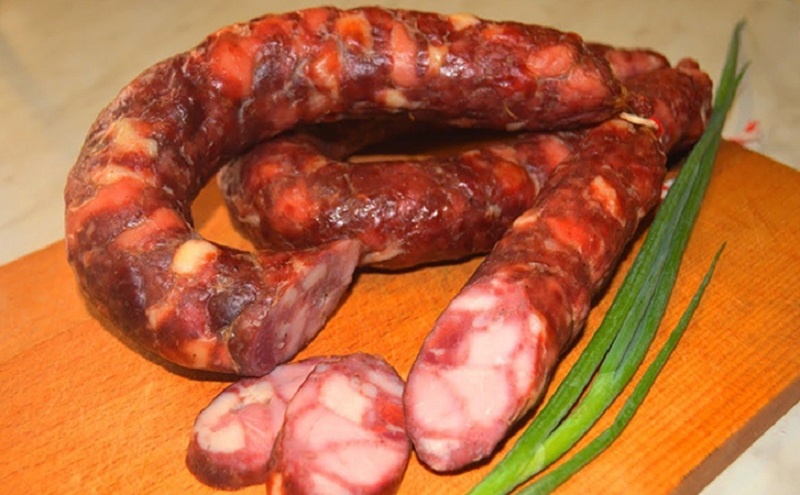Краковская колбаса по старинному варшавскому рецепту: семейный вкус за сутки