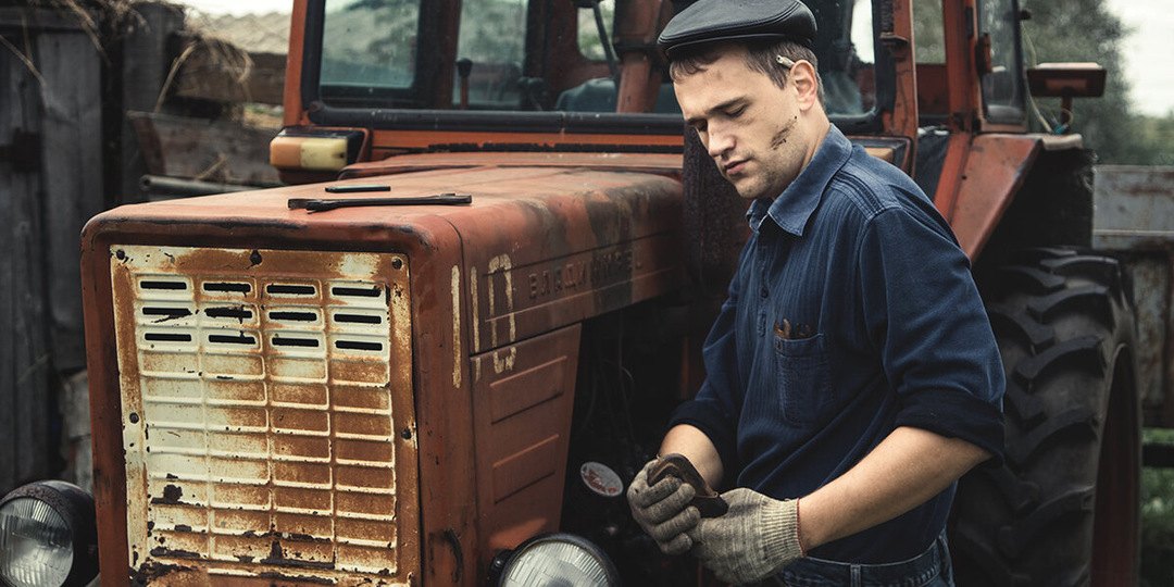 Аграрный сектор решено заморозить: весь и навсегда — продажи техники упали до минимума, долги выросли до максимума