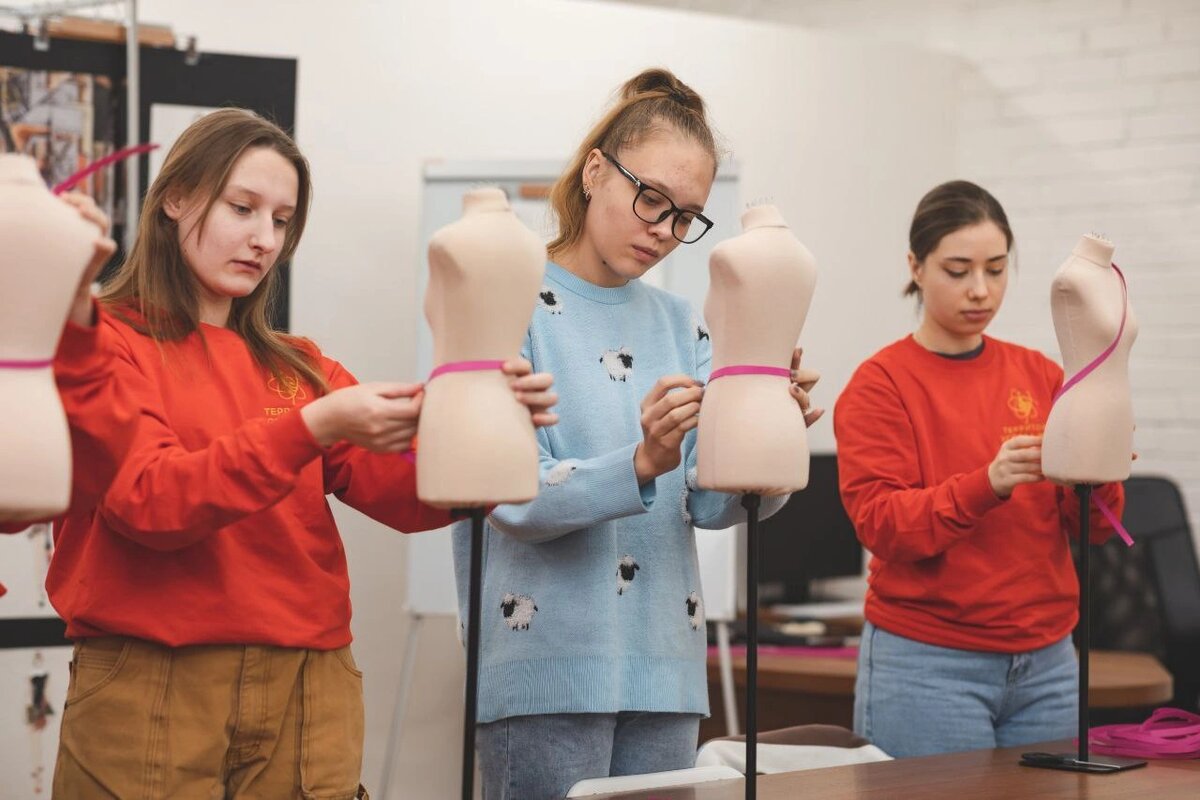 Листайте вправо, чтобы увидеть больше изображений