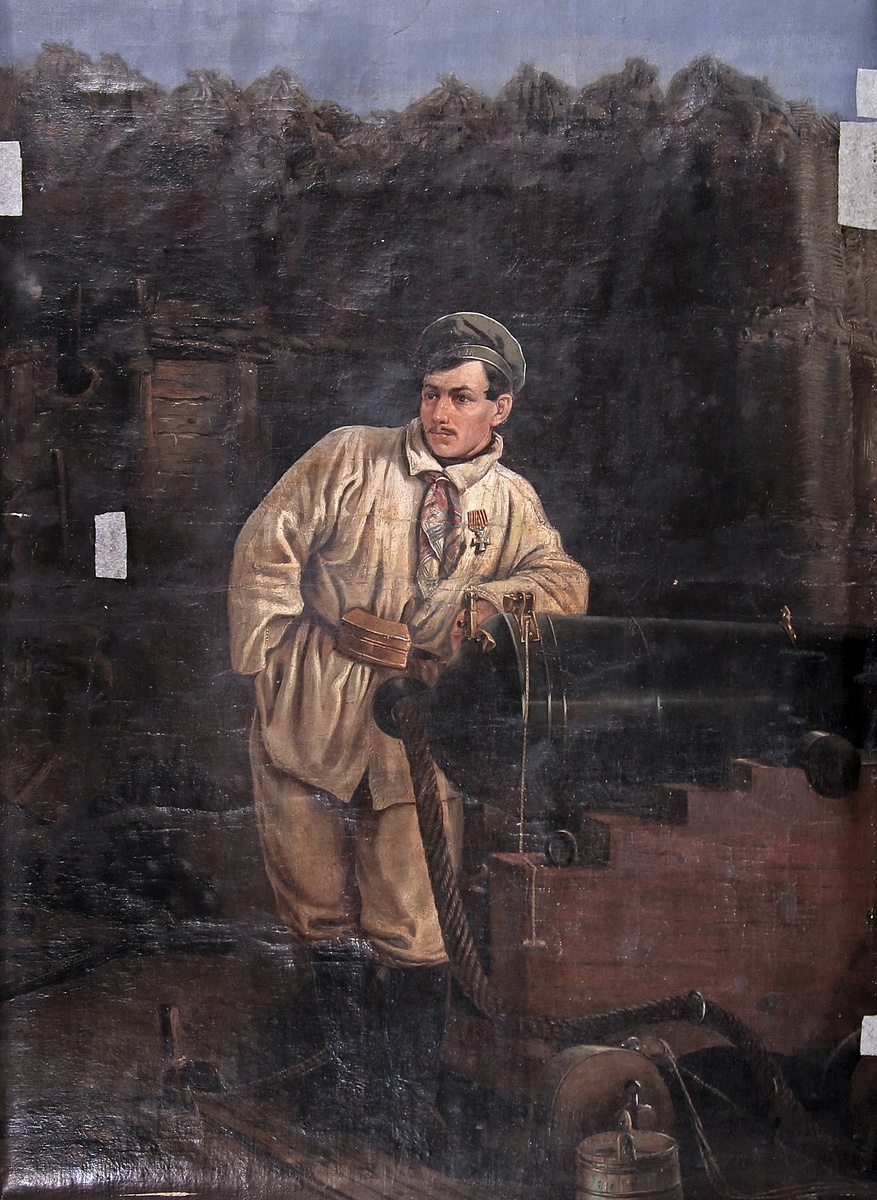 "Матрос у Севастопольской стены». Художник Шукаев Степан Григорьевич (1830-1883). Холст. Великолепный портрет матроса - участника обороны Севастополя. Степан Шукаев написал с натуры несколько фотографически точных картин, посвященных обороне Севастополя 1854-1855 гг., куда был командирован для увековечивания на полотне подвига русского матроса и солдата.
Хранится в Сарапульском историко-архитектурном и художественном музее-заповеднике. Сайт: https://museumsarapul.ru/ru/about/news/v-8-yu-godovshchinu-vossoedineniya-kryma-s-rossiey-sarapulskie-muzeyshchiki-rasskazali-o-matrose-pet/?utm_medium=organic&utm_source=yandexsmartcamera