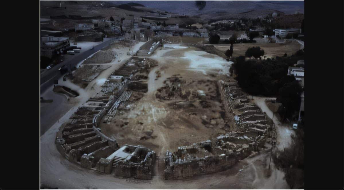    Древний ипподром в городе Иераш, место массового захоронения жертв Юстиниановой чумы/ © Karen Hendrix, University of Sydney