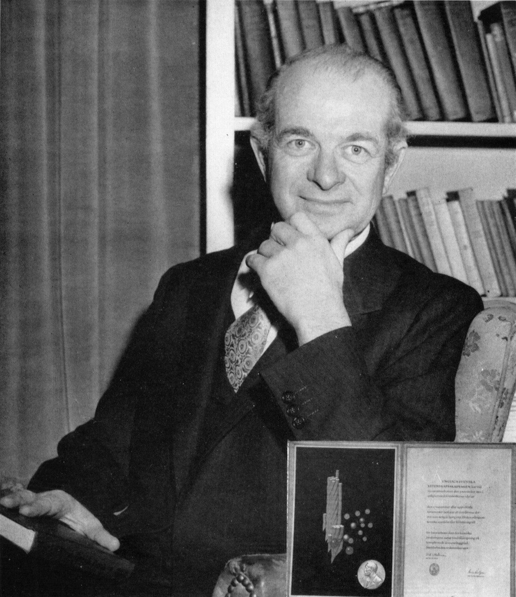 Лайнус Карл Полинг (Linus Carl Pauling) (1901 - 1994), фотография из открытых источников